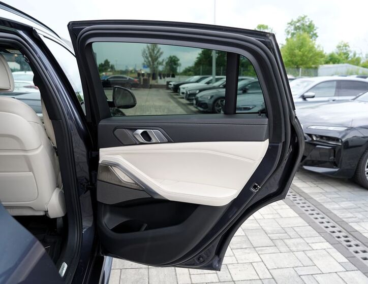BMW X6 22
