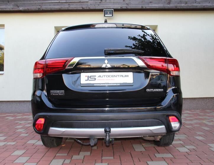 Mitsubishi Outlander 9