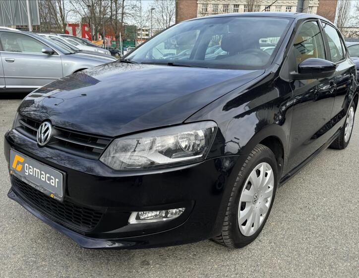 Volkswagen Polo 2