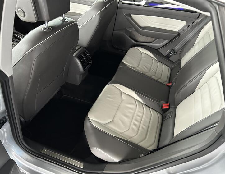 Volkswagen Arteon 27