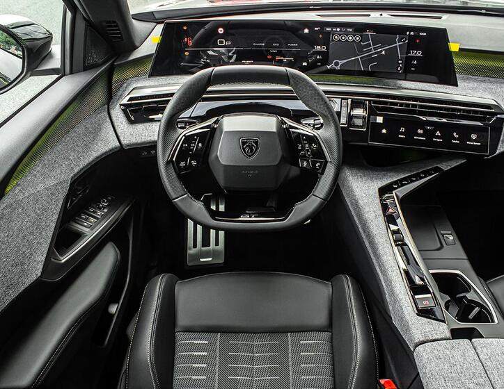 Peugeot 5008 13