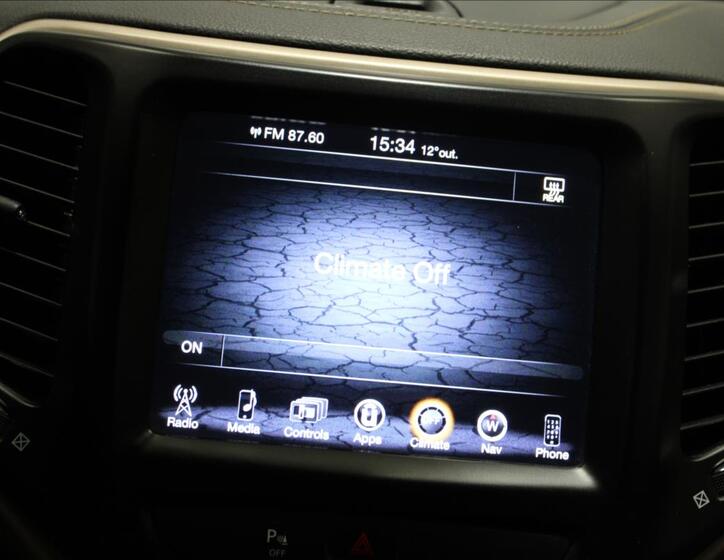 Jeep Cherokee 33