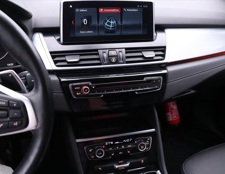 BMW Řada 2 22