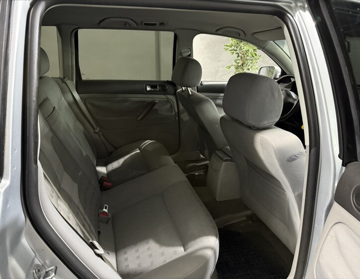 Volkswagen Passat 19