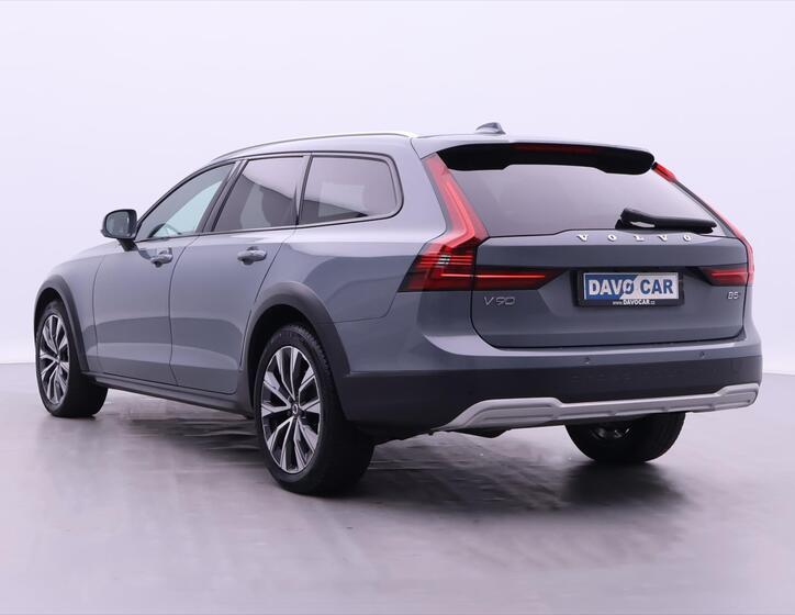 Volvo V90 5