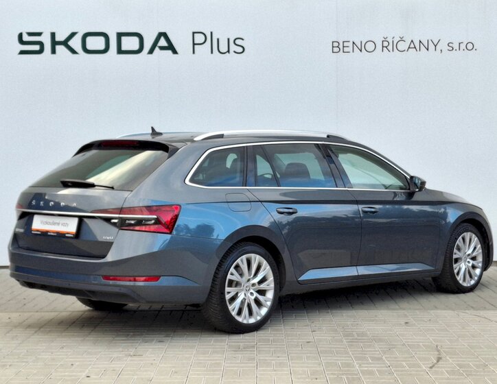 Škoda Superb 2