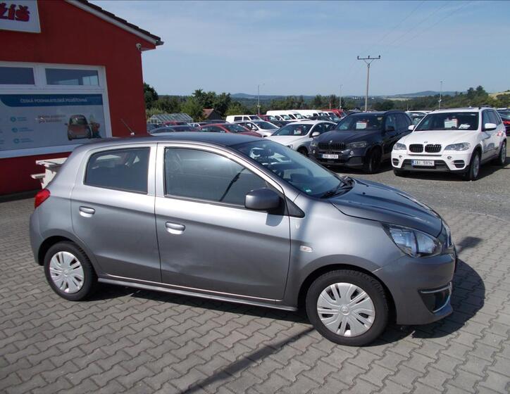 Mitsubishi Space Star 8