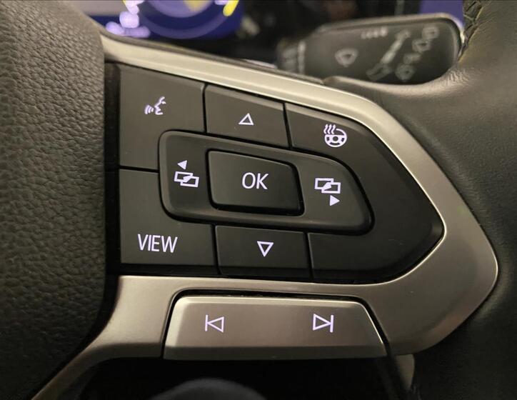 Volkswagen Golf 12
