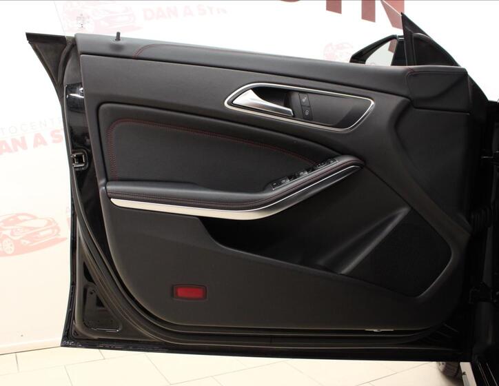 Mercedes-Benz CLA 9