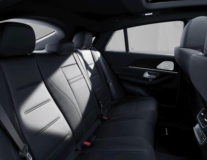 Mercedes-Benz GLE 8