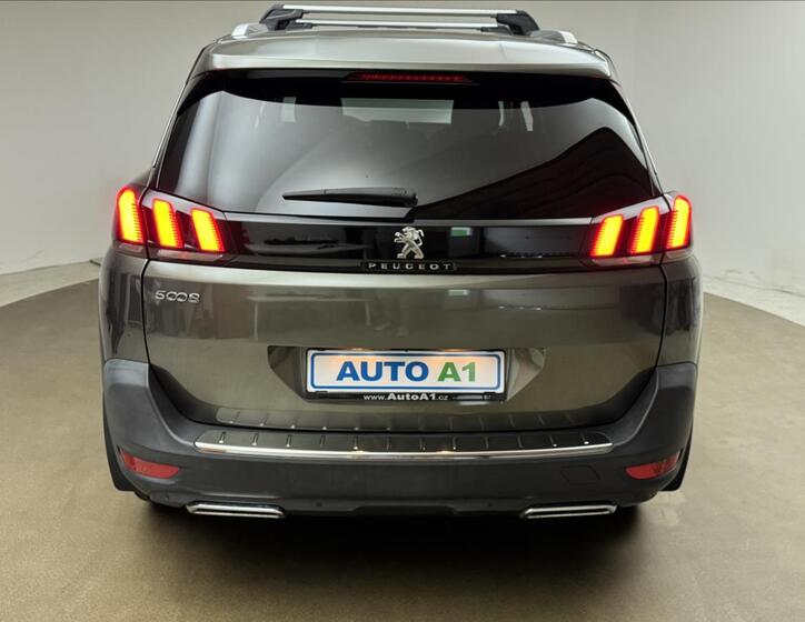 Peugeot 5008 43