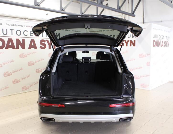 Audi Q7 7