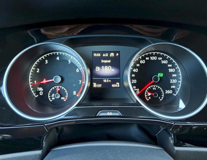 Volkswagen Touran 17