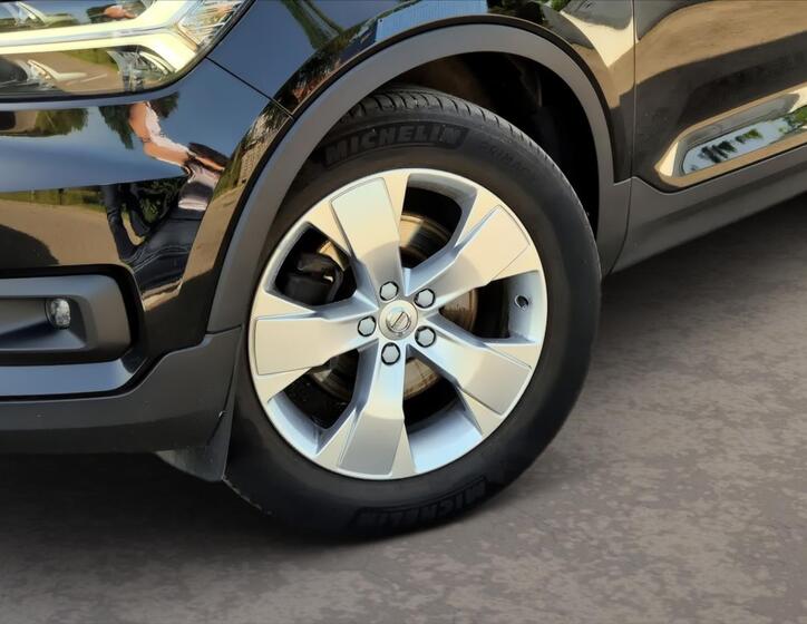 Volvo XC40 6