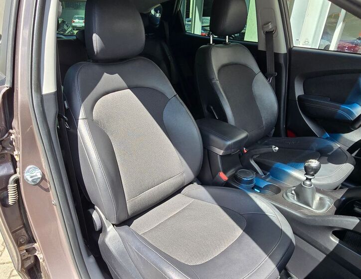 Hyundai ix35 21