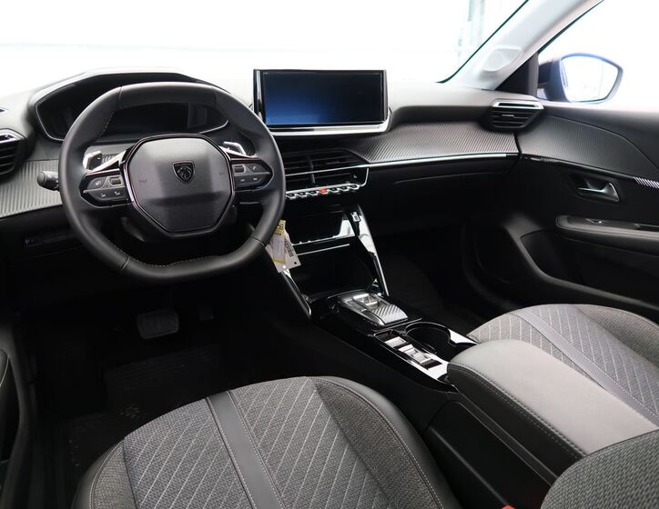 Peugeot 208 15