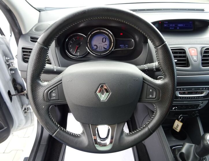 Renault Fluence 10