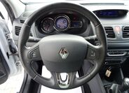 Renault Fluence 10