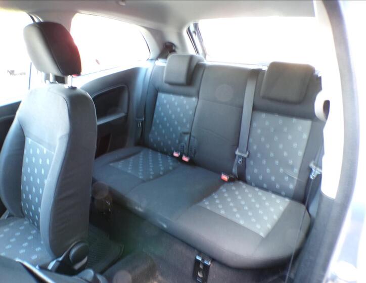 Ford Fiesta 15