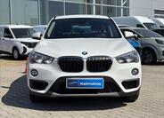 BMW X1 8
