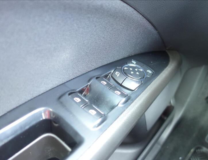 Ford Mondeo 31