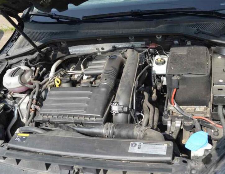 Volkswagen Golf 14