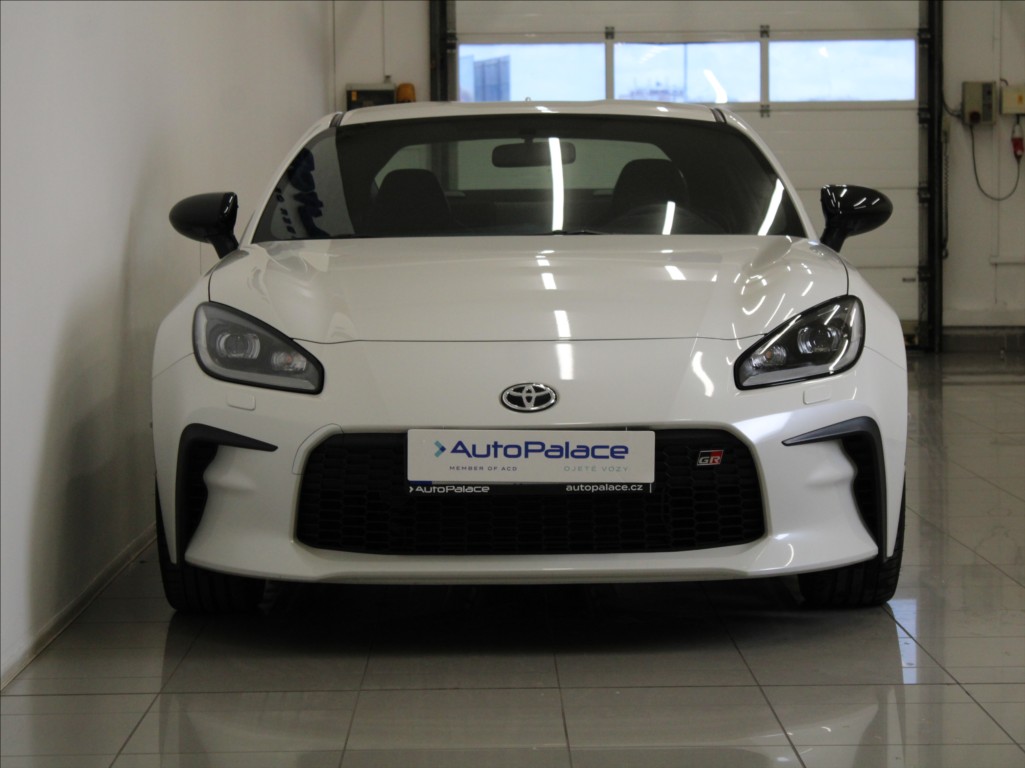 Toyota GR86