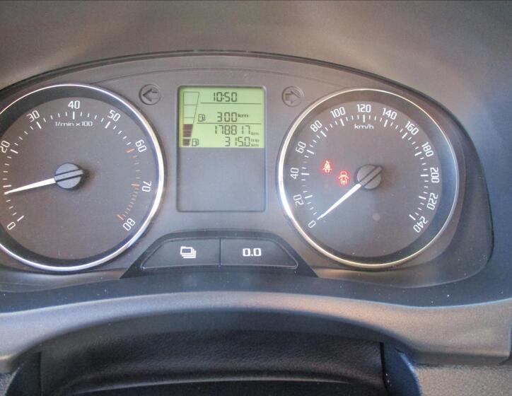 Škoda Roomster 15