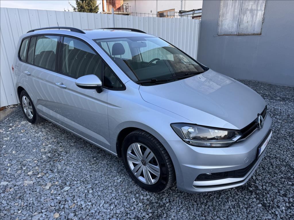 Volkswagen Touran 7