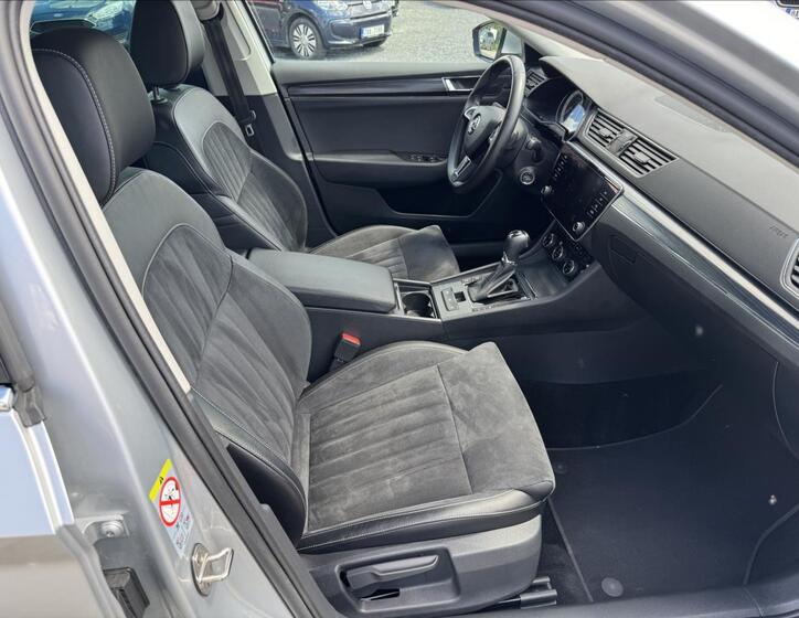 Škoda Superb 12