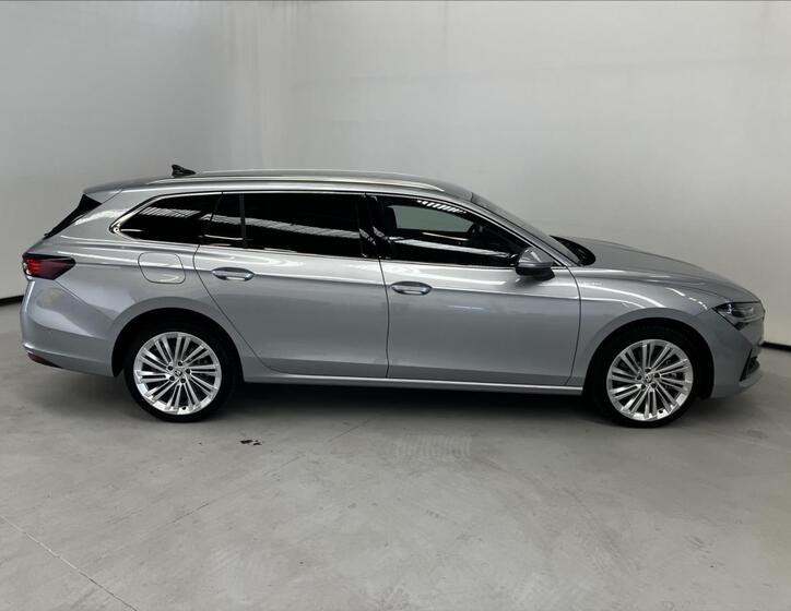 Škoda Superb 4