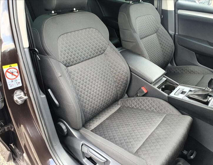 Škoda Superb 11