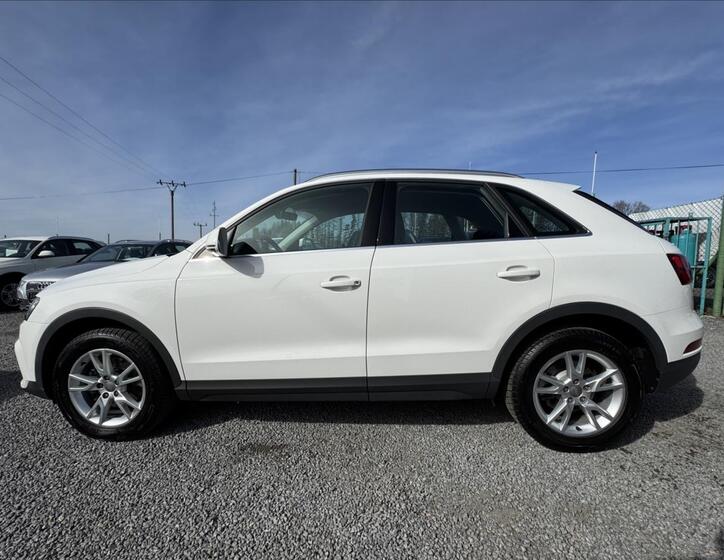 Audi Q3 4