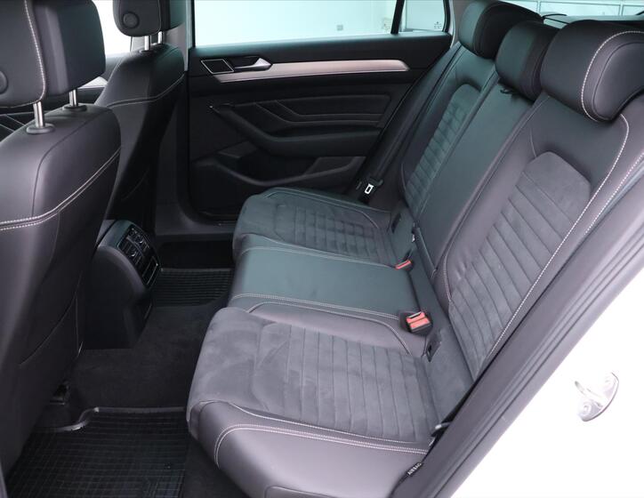 Volkswagen Passat 14