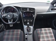 Volkswagen Golf 14