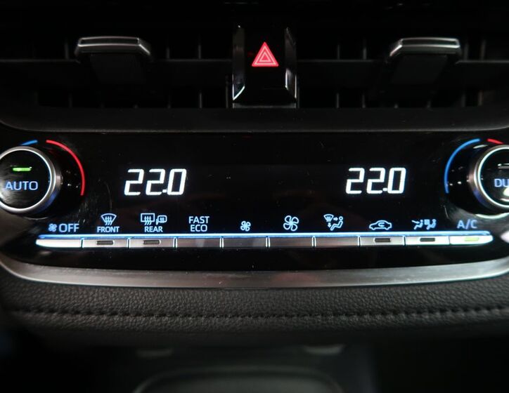 Toyota Corolla 23