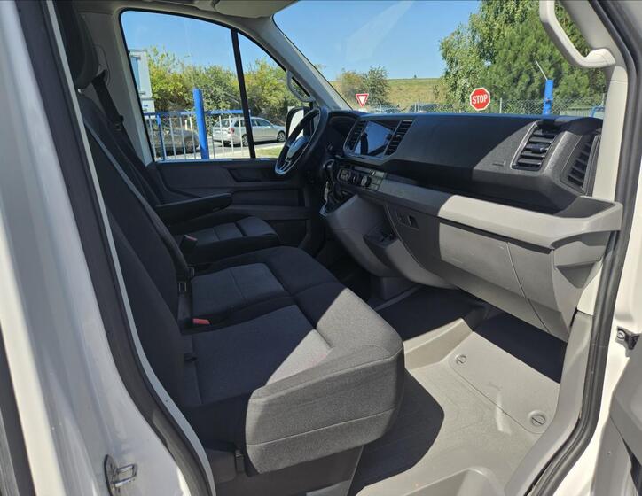 Volkswagen Crafter 8