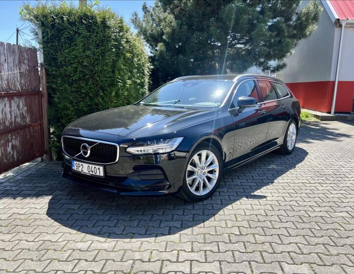 Volvo V90 2