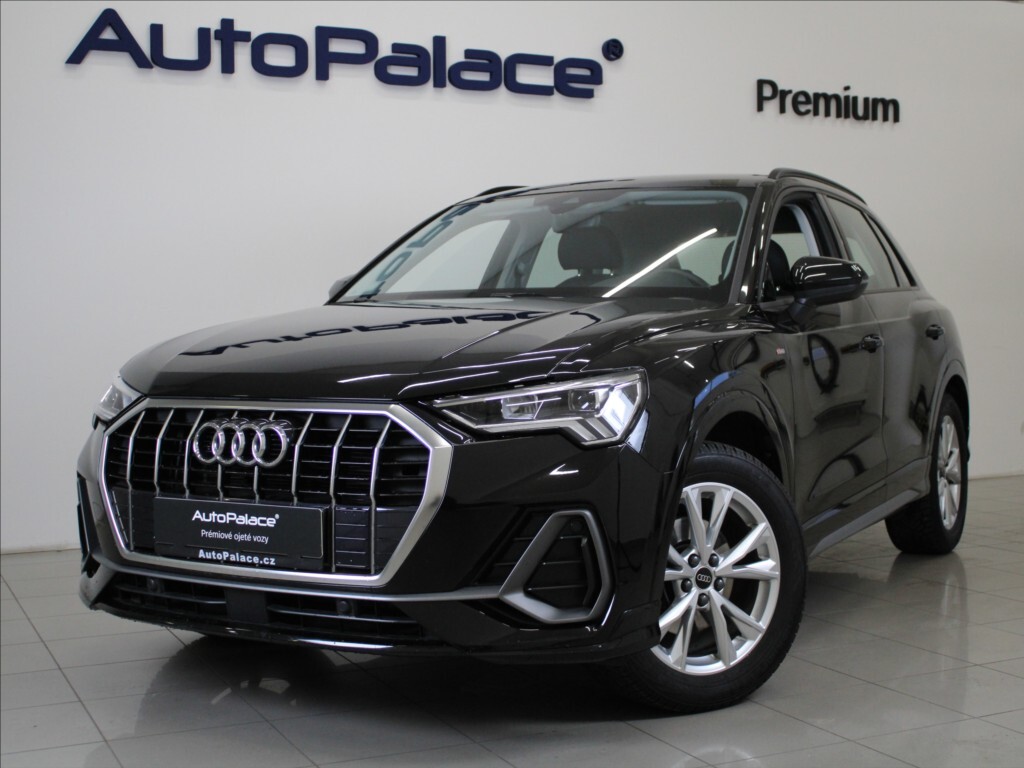 Audi Q3 1
