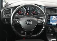 Volkswagen Golf 16