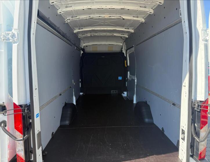 Ford Transit 14