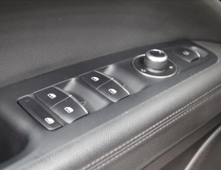 Alfa Romeo Stelvio 15