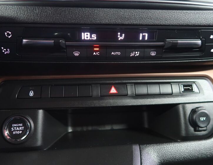 Toyota ProAce 23