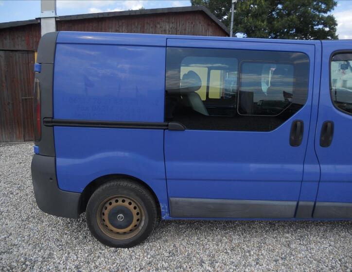 Nissan Primastar 5