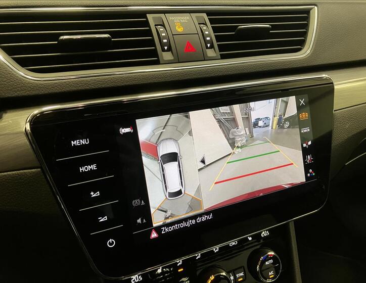 Škoda Superb 12