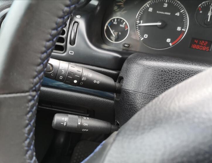 Peugeot 406 5