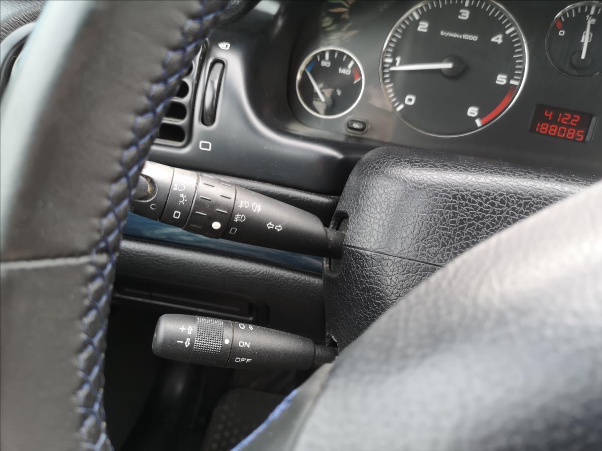 Peugeot 406