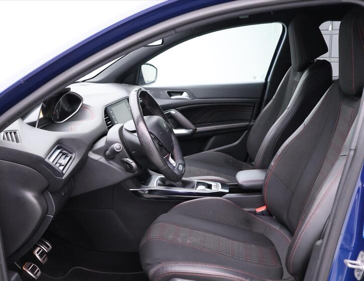 Peugeot 308 11