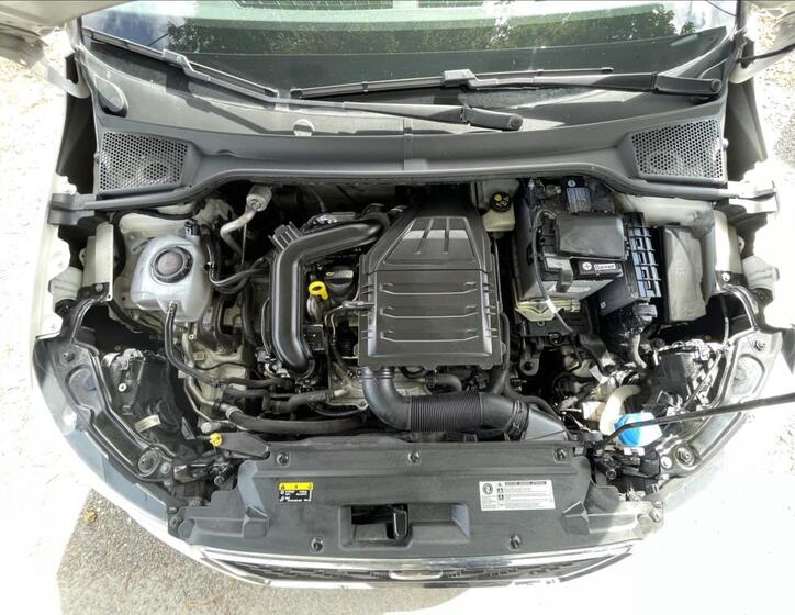 Seat Arona 48