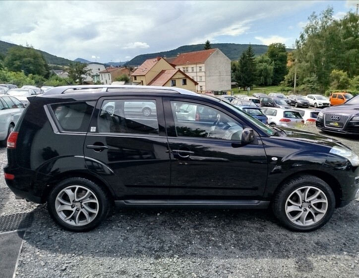 Citroën C-Crosser 7